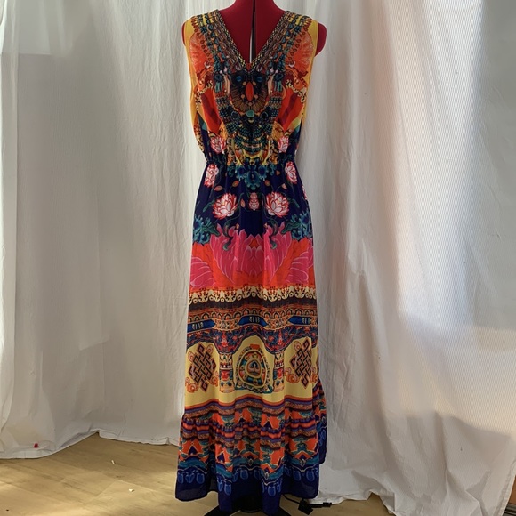 Floral lotus embellished maxi dress Size 16 - Picture 10 of 11